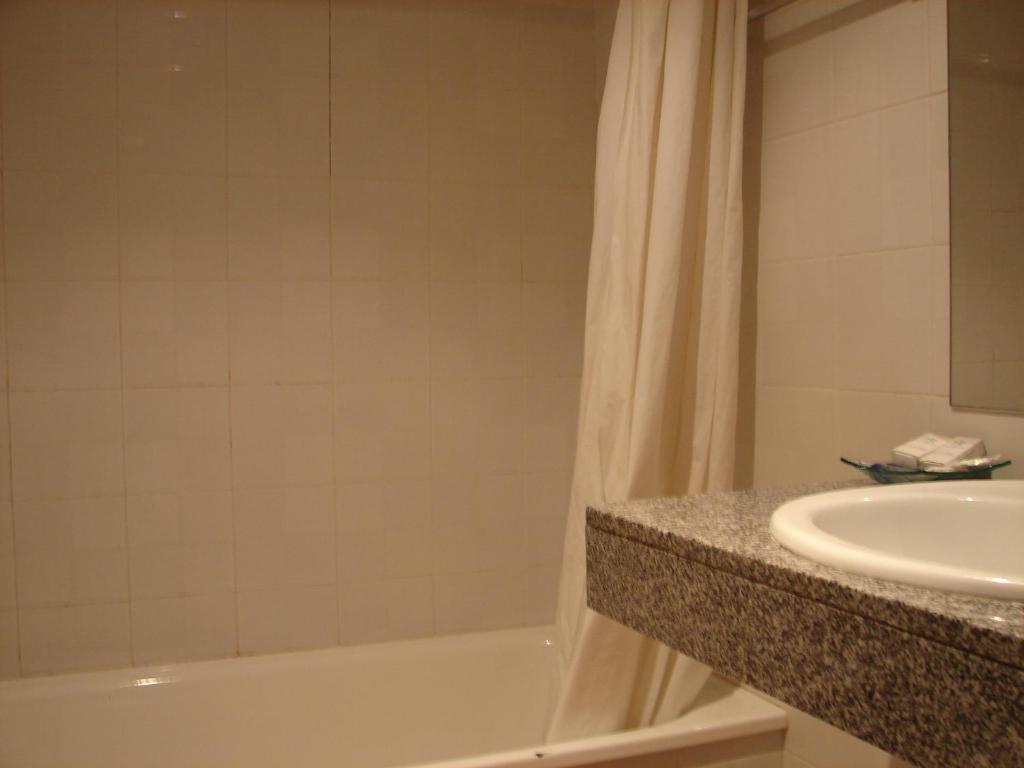 Hostal Del Ripolles Номер фото